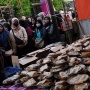 Berbagi Piring Persaudaraan, Kala Ribuan Orang Menyemut Jadi Keluarga Masjid Jogokariyan