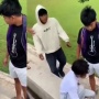 Viral Video Remaja Banyumas Pukul Kepala Temannya karena Tak Puasa