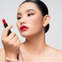 Jangan Abaikan, Ini Ciri-Ciri Bibir Tidak Cocok dengan Lipstik