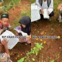 Viral Sekelompok Anak Kecil Ziarah ke Makam Kucing, Kompak Bacakan Iqra