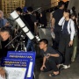 Terhalang Mendung dan Hujan, Warga di TIM Saksikan Gerhana Bulan via Streaming