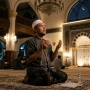 Bacaan Doa Allahumma Innaka Afuwwun di Malam Lailatul Qadar dan Maknanya