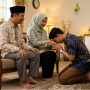 20 Kata-Kata Sungkem Bahasa Jawa kepada Orang Tua saat Lebaran yang Mudah Dihafal