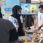 Temani Perjalanan Mudik, Badan Bahasa Bagikan 24 Ribu Buku Gratis di Terminal Kampung Rambutan