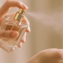 5 Rekomendasi Parfum Lokal Tahan Lama dengan Wangi Segar Sehabis Mandi