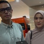Diperiksa 5 Jam, Dude Harlino dan Istri Pastikan Tak Terlibat Skema Penggelapan Dana Syariah