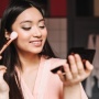 Urutan Pakai Sunscreen dan Cushion yang Benar agar Tidak 'Pilling'
