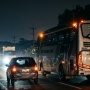 Rahasia Kode Lampu Sein Bus AKAP di Malam Hari, Sinyal Krusial Bagi Kendaraan Kecil