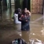 Banjir Setinggi 1 Meter Lebih Rendam Kebon Pala Jaktim Pagi Ini