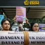 Desak Transisi Energi Adil, Massa Gelar Aksi di Depan Kantor ESDM