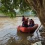 Petaka Berenang di Ciliwung: Bocah 11 Tahun Hilang Terseret Arus, Tim SAR Sisir Sungai Hingga 4 Km