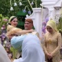 Ketulusan Ayah Sambung Syifa Hadju, Gendong di Siraman Meski Tak Jadi Wali Nikah