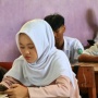 Kasta 'HP Kentang': Saat Spek Gadget Jadi Penentu Nilai di Sekolah