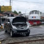 Kenapa Mobil Bisa Mogok di Lintasan Kereta Api?