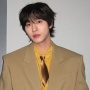 Tampil Timeless dengan 4 Ide OOTD ala Ahn Hyo Seop dengan Nuansa Earthy