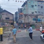 Palang Darurat Sudah Dipasang, KAI Ancam Tutup Perlintasan Bekasi Timur Jika Tak Dijaga