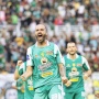 Hasil BRI Super League: Persebaya Pesta Gol Sekaligus 'Antar' PSBS Biak Degradasi