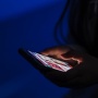 Saatnya Mengaku: Kita Scrolling Bukan Mencari Hiburan, Tapi Lari dari Kenyataan