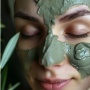 5 Clay Mask Mugwort Lokal untuk Wajah Lebih Bersih, Tenang, dan Bebas Kilap