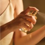 Wanginya Bikin Nagih! 5 Parfum Daily Wear Remaja Perempuan yang Affordable