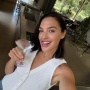 Cek Fakta: Benarkah Gal Gadot Dilabrak Dua Lipa di Toilet Acara Met Gala karena Seorang Zionis?
