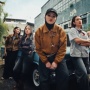 Membaca Realitas Pekerja Kota Besar dari Lagu Hatchu!! Karya Salma Salsabil