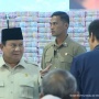 Momen Prabowo Tatap dan Tunjuk Menkeu Purbaya di Depan Gunungan Uang Rp10 Triliun