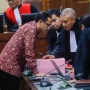Buntut Ucapan 'Yang Mulia Takut Ya', Dua Pengacara Nadiem Makarim Dilaporkan ke Peradi