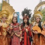 Bangga, Kostum Bali dan Padang Buatan Desainer Cilik Indonesia Melenggang di Jepang!