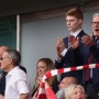 Sepak Bola Dulu Baru Politik! PM Inggris Ikut Rayakan Arsenal Juara Premier League