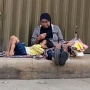 Sehari Hanya Dapat Rp8.000, Perjuangan Nenek 75 Tahun Gendong Anak Angkat Difabel Bikin Mewek