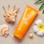9 Rekomendasi Sunscreen Serum untuk Anti Aging dan Mencerahkan Wajah