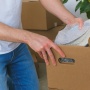 Sisi Gelap Unboxing: Adu Cepat Sampai Rumah, Adu Lama Terurai di Tanah