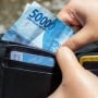 Rupiah Guncang, Bunga Melejit: Siap-Siap Dompet Masuk UGD