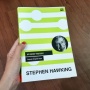 Tak Sekadar Ilmuwan: Sisi Manusiawi Stephen Hawking dalam My Brief History