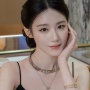 4 Ide OOTD Dark Glamour ala Shuhua I-DLE yang Elegan dan Super Classy!