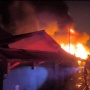 Gudang Limbah Membara di Cikarang, Api Sambar Pemukiman dan Truk