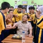 Siswa SD-SMP Batam Aksi Dukung MBG, DPR: Kemendikdasmen Selidiki Dugaan Mobilisasi Massa