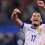 William Saliba Dibayangi Cedera Punggung Jelang Piala Dunia 2026, Deschamps Buka Suara