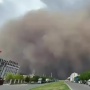 Kiamat, Langit Siang Mendadak Gelap! Kesaksian Warga Saat Badai Pasir Raksasa Menerjang