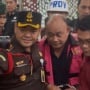 Momen Unik Penahanan Dadan Cs, Satu Tersangka Tertinggal Mobil Tahanan hingga 'Dikepung' Wartawan