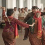 Bukan Pahlawan, Bukan Iblis: Badut Gendong Bawakan Sosok Anti-Hero Wong Kalahan di Layar Lebar