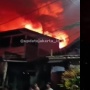 Terbangun karena Hawa Panas! Warga Berhasil Menyelamatkan Diri Saat 30 Rumah di Johar Baru Terbakar