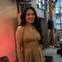 Ditanya Soal Kemungkinan Jatuh Cinta Lagi, Dee Lestari Beri Jawaban Unik