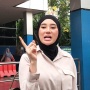 Clara Shinta Akhirnya Buka Suara soal Foto Viral Tanpa Hijab: Hanya Dilakukan di Kamar