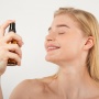 Serum Spray untuk Apa? Ini 5 Rekomendasinya yang Bikin Wajah Glowing Instan