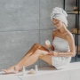 Jangan Setiap Hari! Ini 5 Kebiasaan Hair and Body Care yang Perlu Dibatasi