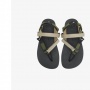Lari Pakai Sandal Barefoot, Ini 6 Manfaatnya untuk Lutut dan Postur