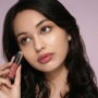 Cari Lip Gloss Bagus? Ini 5 Pilihan Under Rp100 Ribu yang Bikin Bibir Cantik dan Lembap