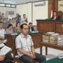 Bansos Sarung dan Mukena Dikorupsi, Eks Legislator NTB Cuma Dituntut 2 Tahun Bui